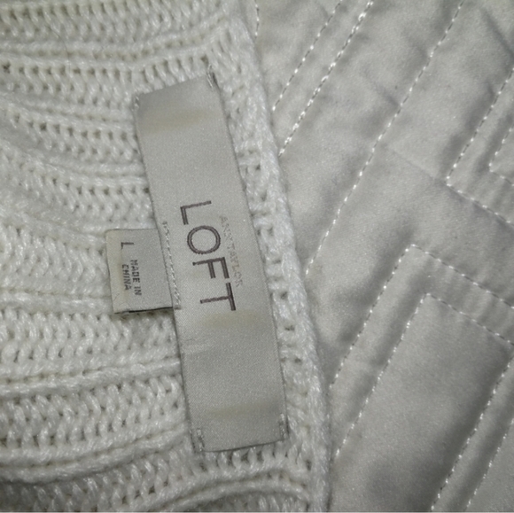 2 for 25$ Off-White Rabbit Hair Cable Knit - Picture 4 of 4